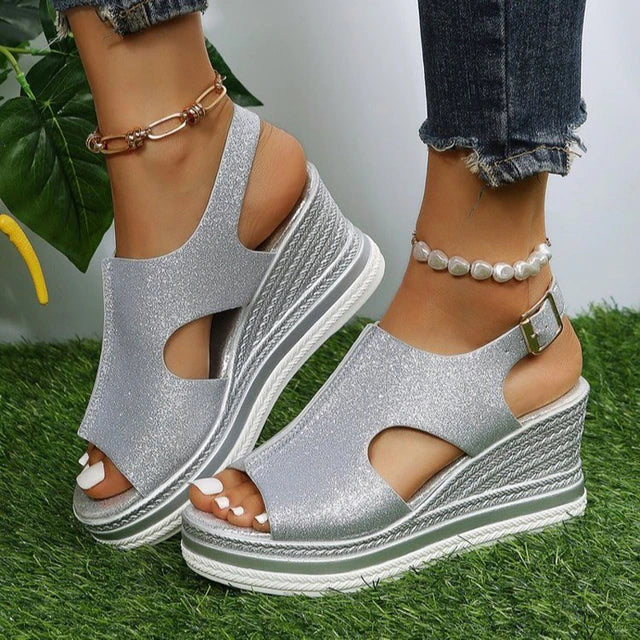 MARIVI | SANDALIAS CÓMODAS CON ADORNO