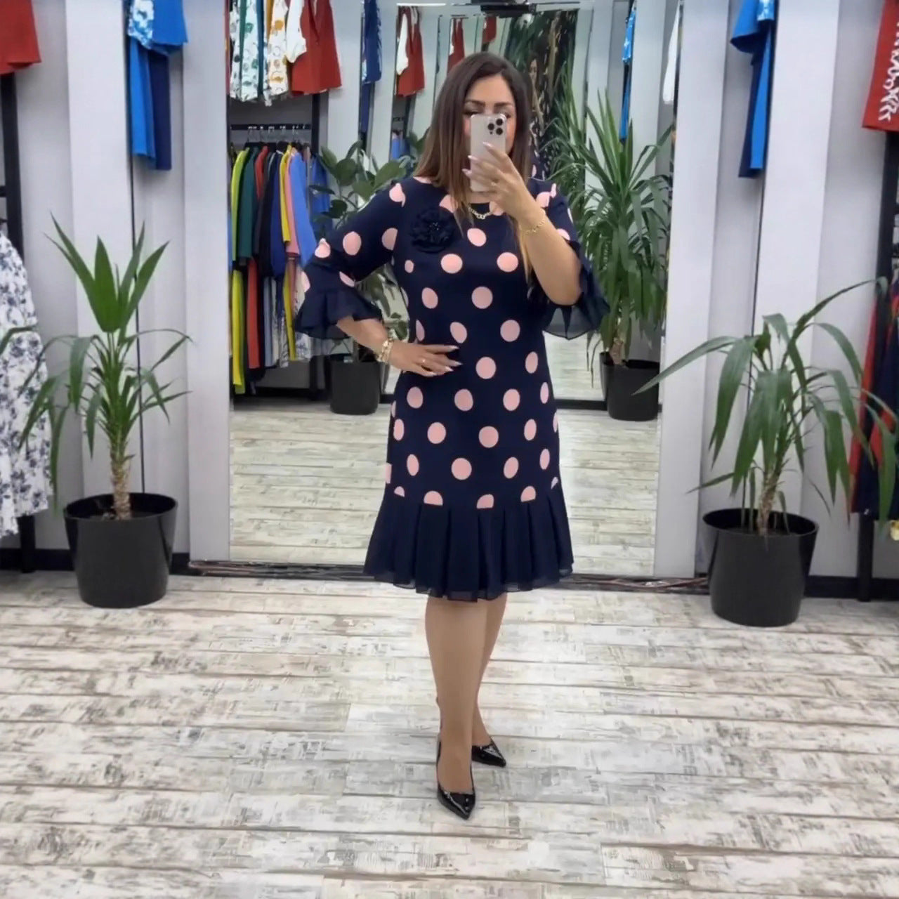 VICTORIA | VESTIDO PLISADO DE LUNARES