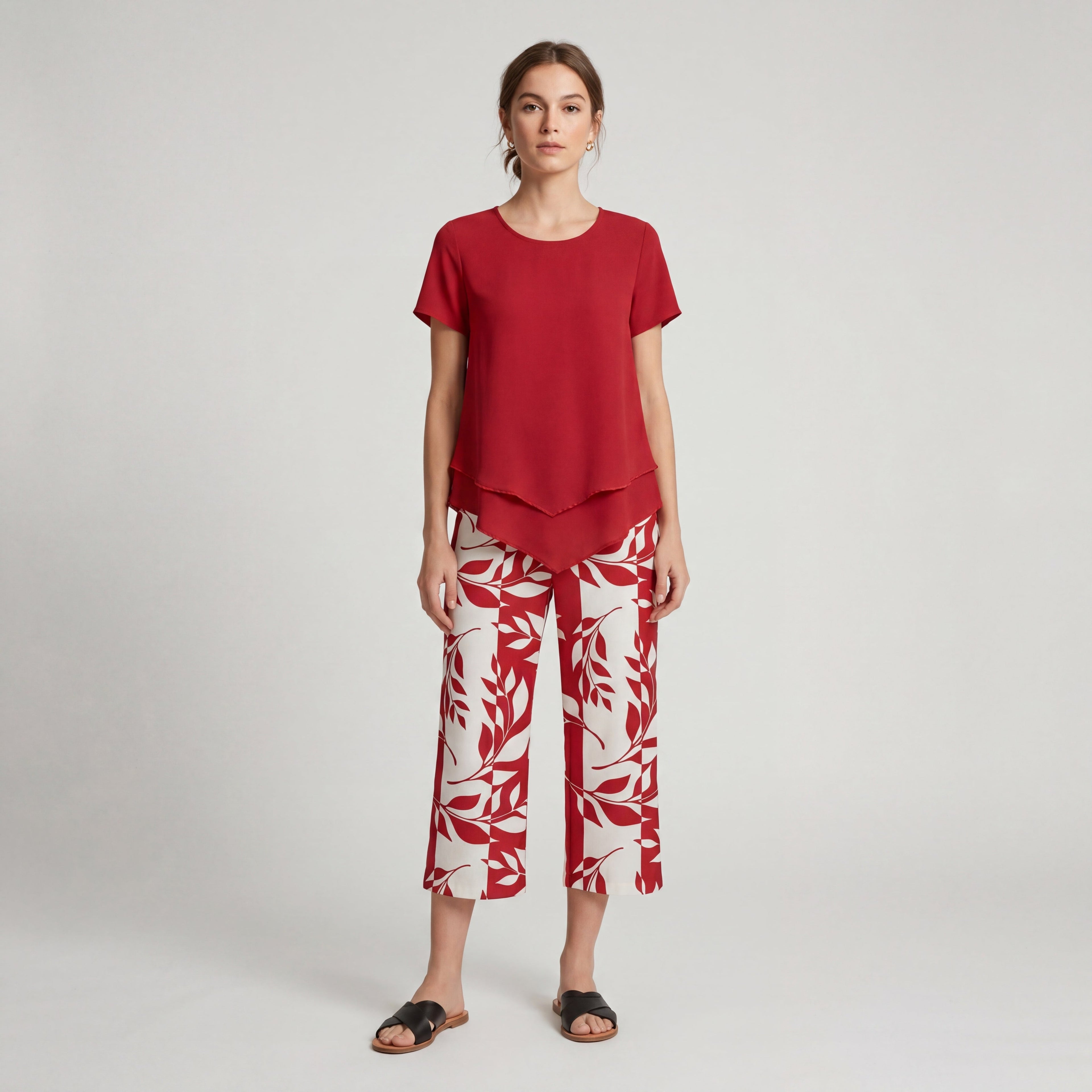 LOLA | CONJUNTO CON CAMISA DE CUELLO REDONDO Y PANTALONES EXTRA-ANCHOS