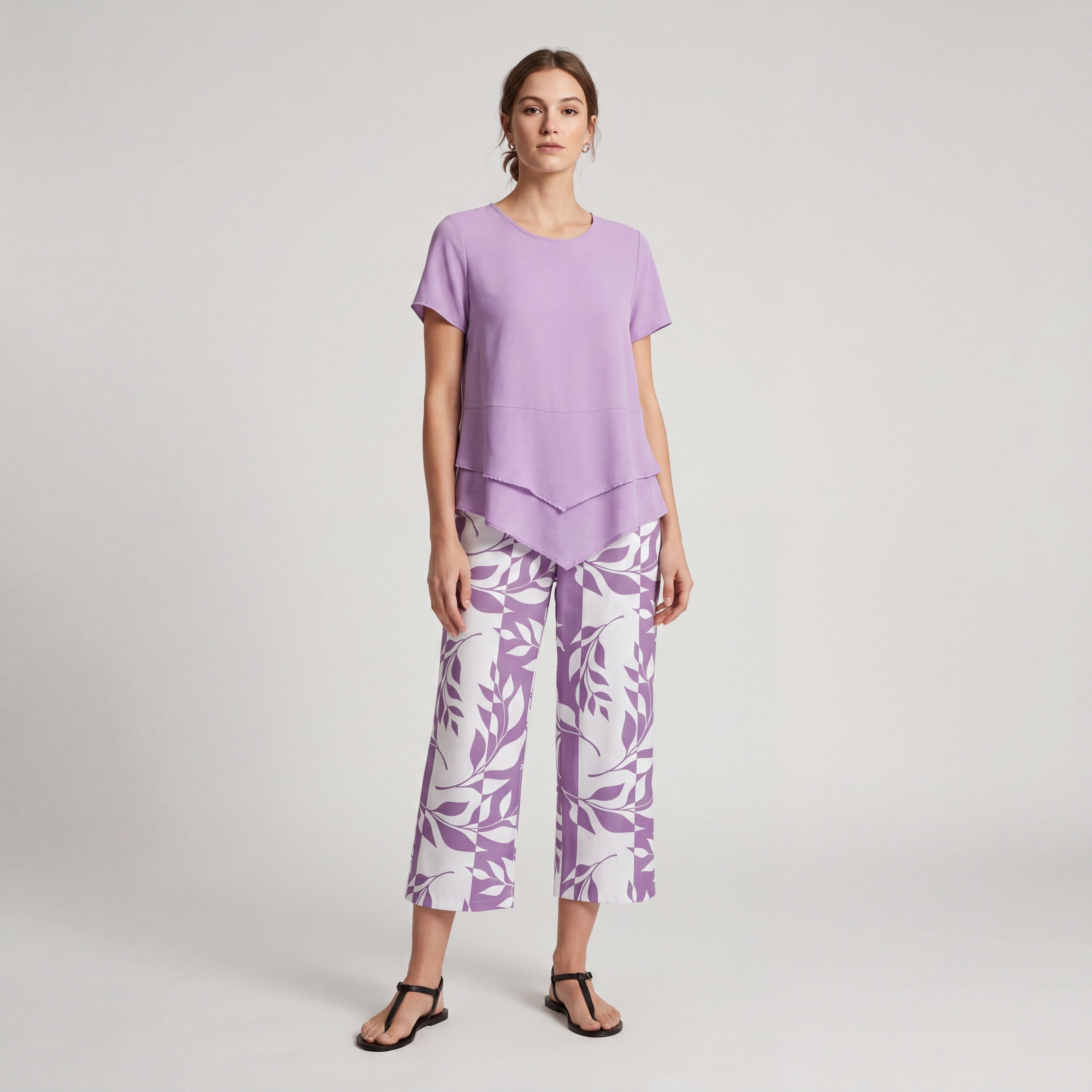 LOLA | CONJUNTO CON CAMISA DE CUELLO REDONDO Y PANTALONES EXTRA-ANCHOS