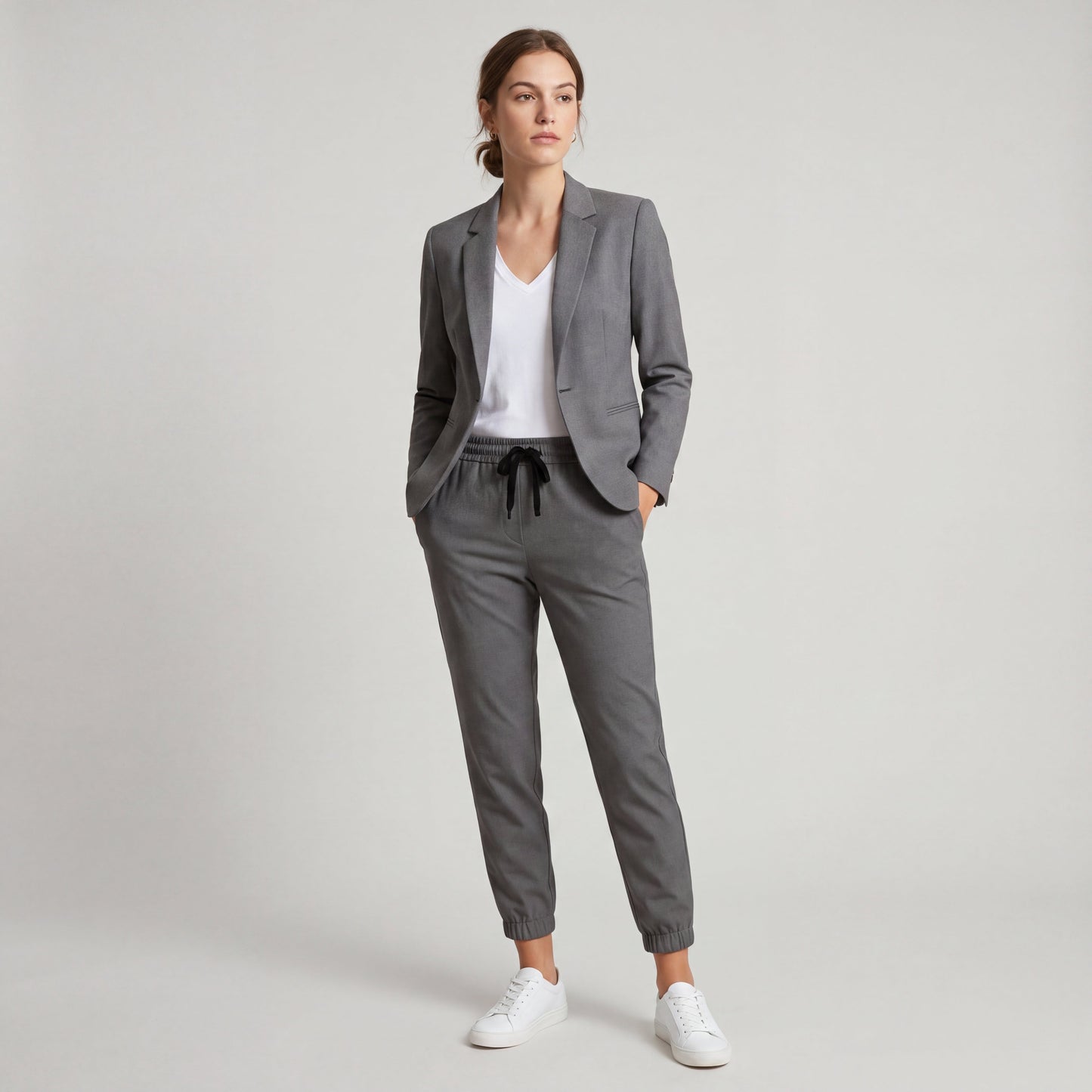 BEATRIZ | ELEGANCIA MODERNA EN UN TRAJE CÓMODO