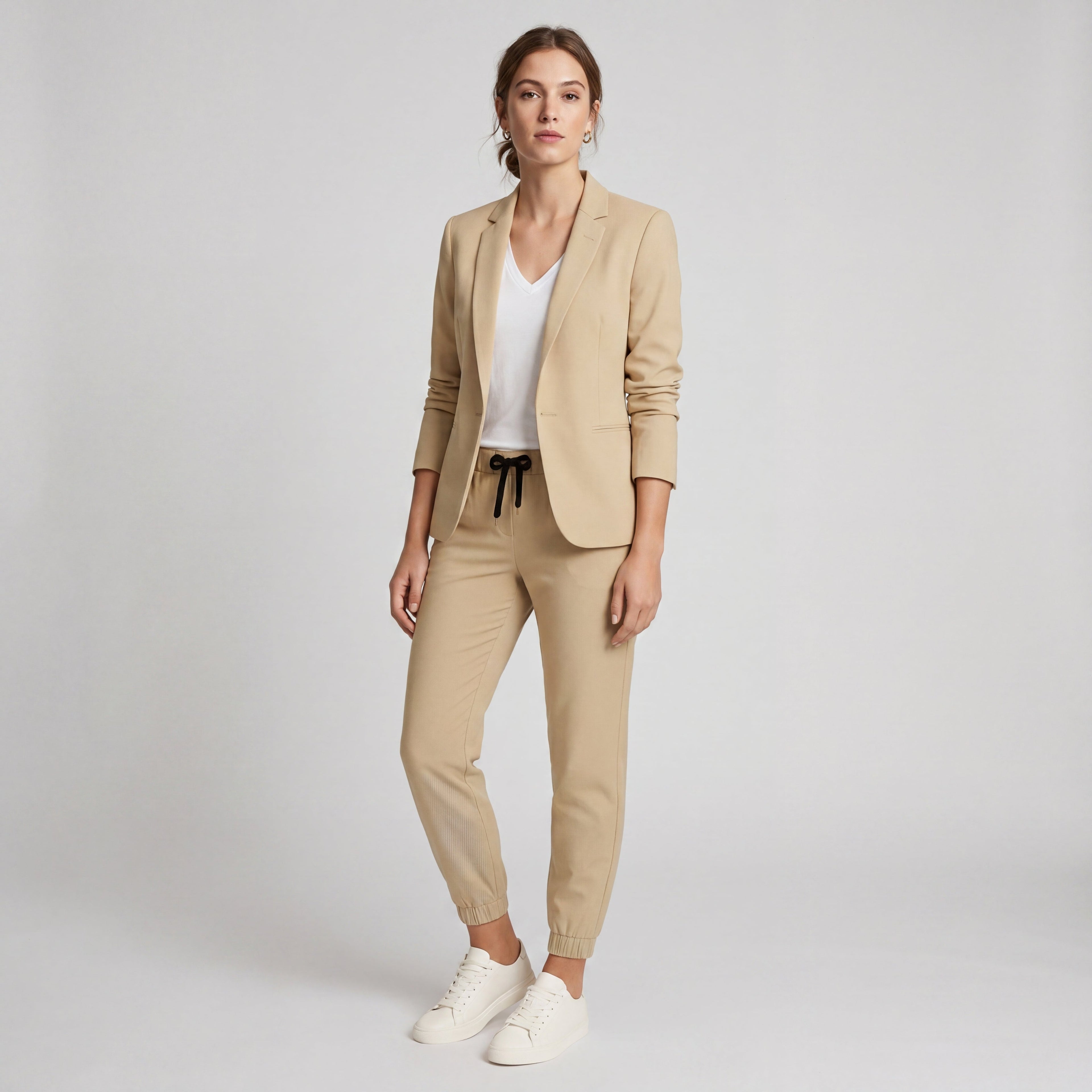BEATRIZ | ELEGANCIA MODERNA EN UN TRAJE CÓMODO