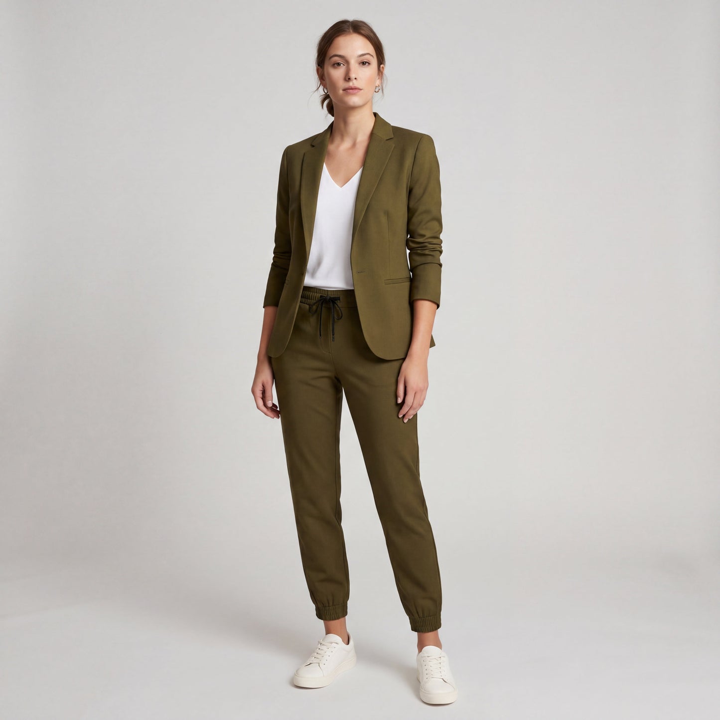 BEATRIZ | ELEGANCIA MODERNA EN UN TRAJE CÓMODO