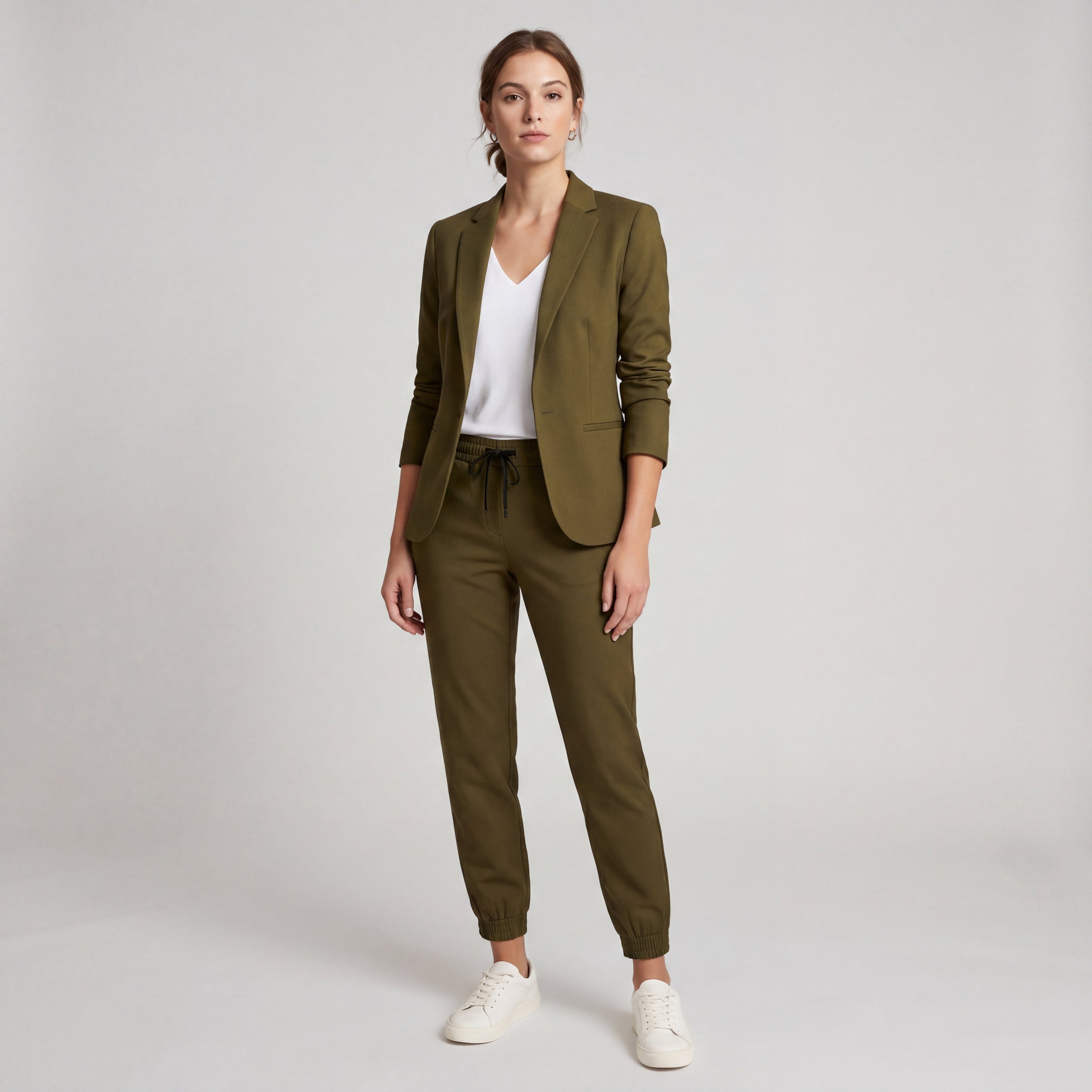 BEATRIZ | ELEGANCIA MODERNA EN UN TRAJE CÓMODO