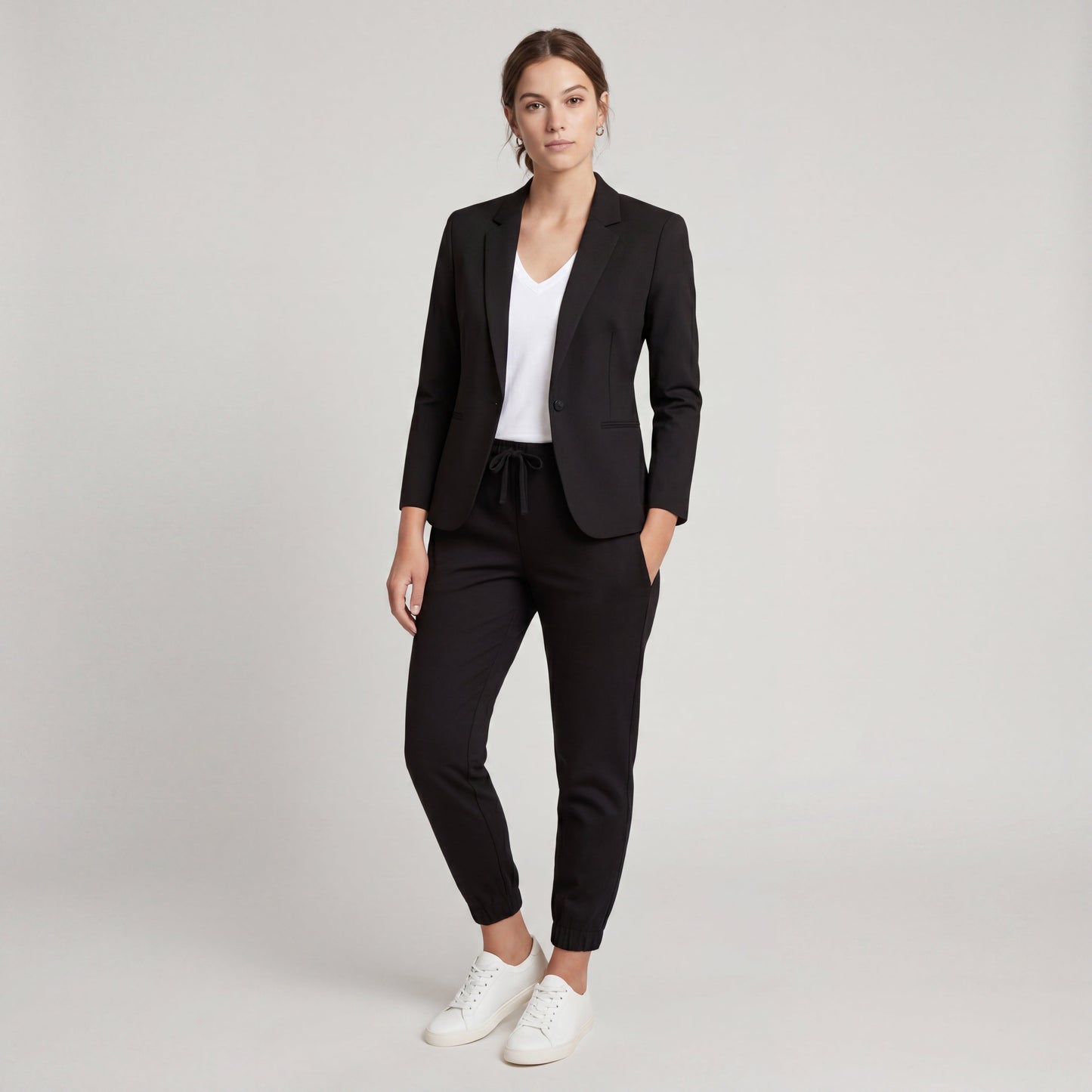 BEATRIZ | ELEGANCIA MODERNA EN UN TRAJE CÓMODO