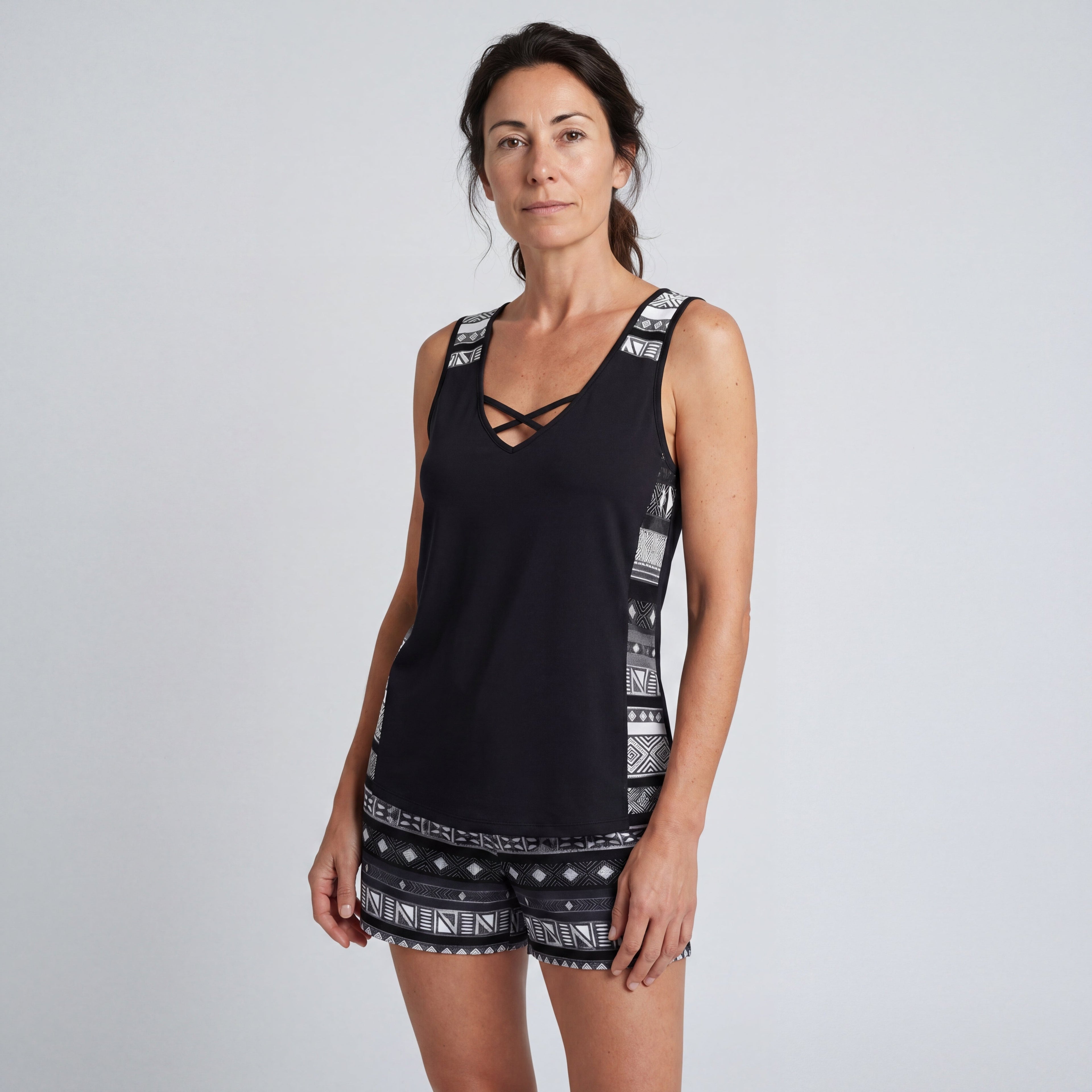ROCÍO | TANKINI CON ESTAMPADO GEOMÉTRICO Y ESCOTE EN V