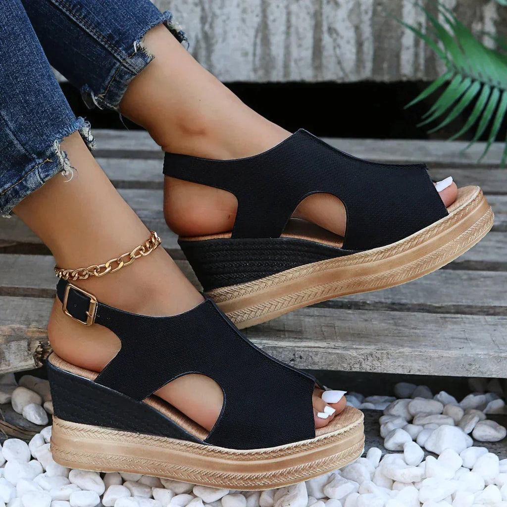 MARIVI | SANDALIAS CÓMODAS CON ADORNO