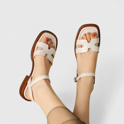 VERA | SANDALIAS PLANAS ELEGANTES