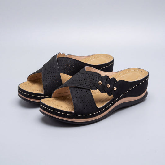 CORA™ | SANDALIAS LIGERAS CON TACÓN EN CUÑA PARA UNA COMODIDAD ESTABLE