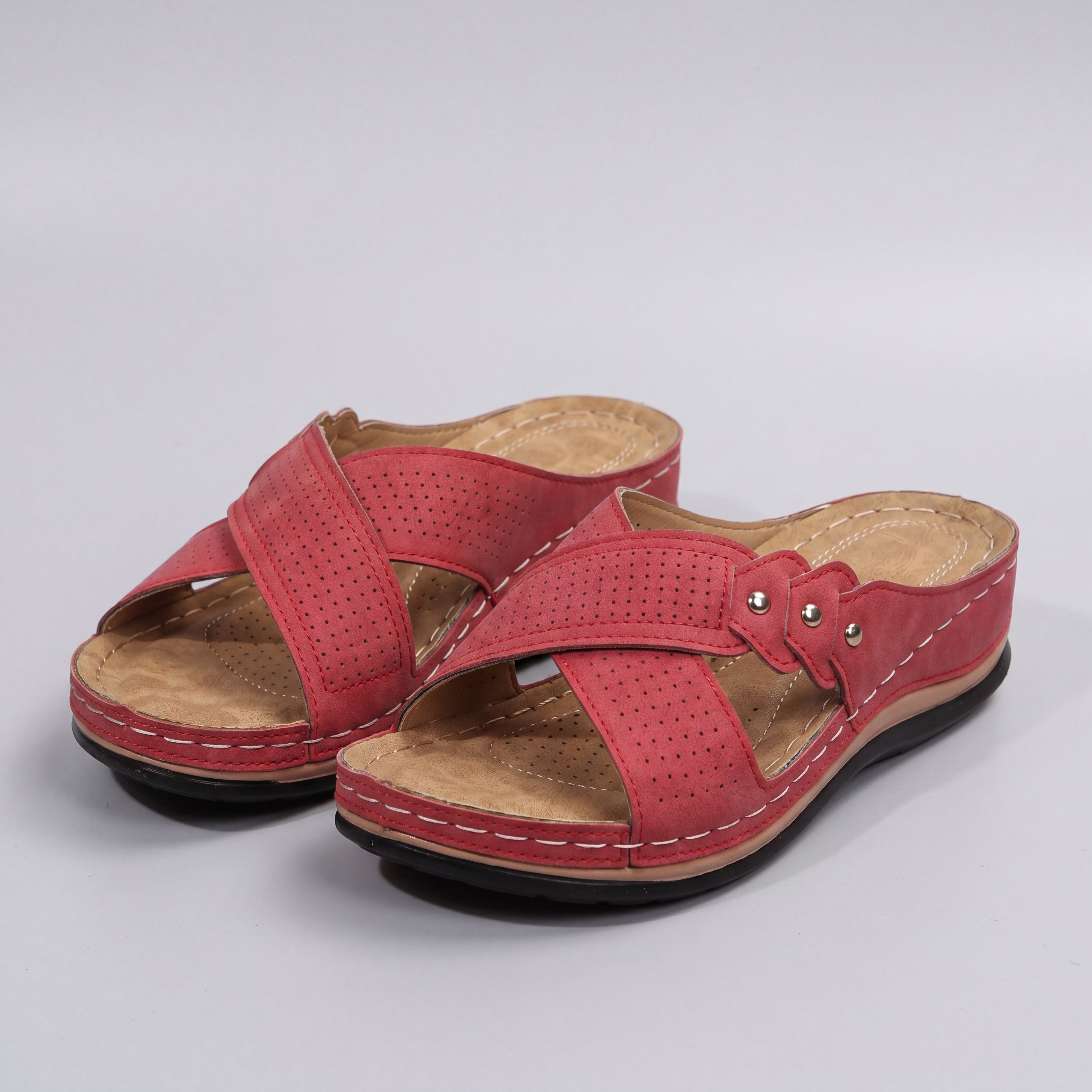 CORA™ | SANDALIAS LIGERAS CON TACÓN EN CUÑA PARA UNA COMODIDAD ESTABLE