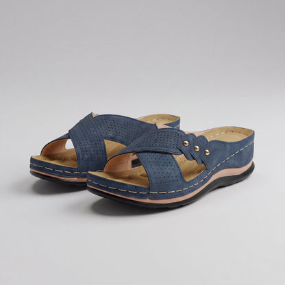 CORA™ | SANDALIAS LIGERAS CON TACÓN EN CUÑA PARA UNA COMODIDAD ESTABLE